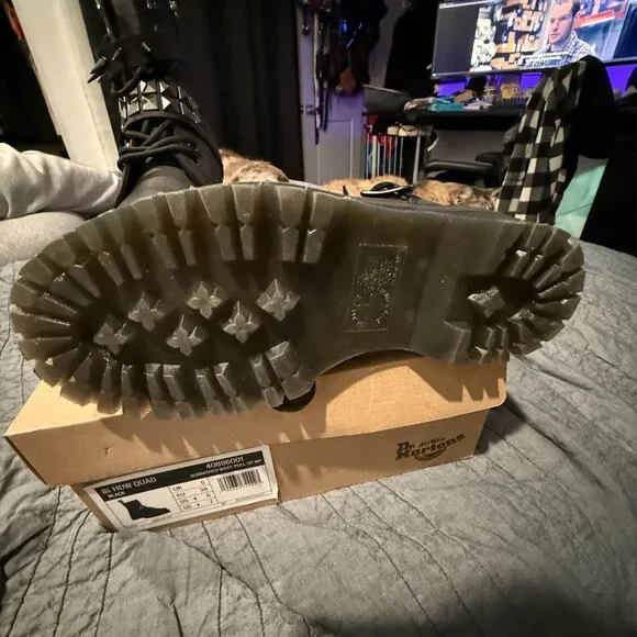 Dr. Martens Jadon Spike Leather Platform Boots, Worn Once, M6, W7, w/ Box, rare - Picture 2 of 6